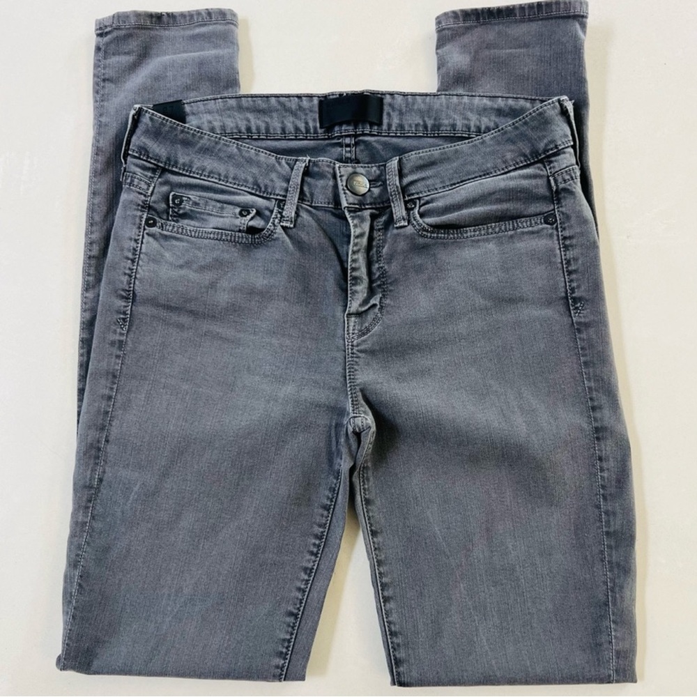 Vince Gray Low Rise Skinny Jeans 27
